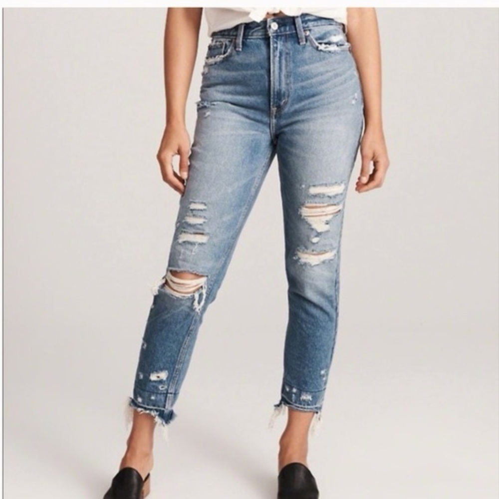Abercrombie & Fitch Annie High Rise Girlfriend Jeans Distressed Raw Hem 24 00